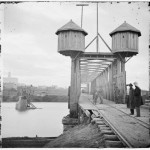 Cumberland River bridge, guard towers